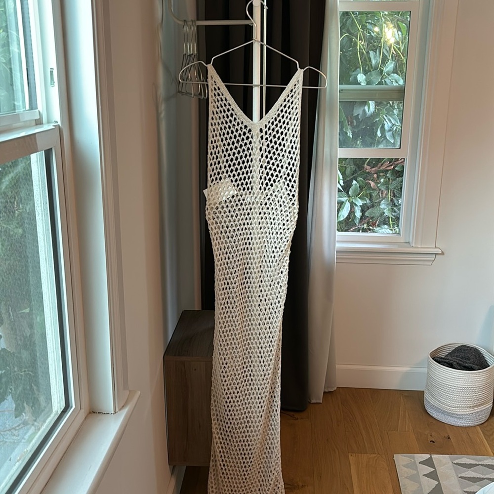 Mesh coverup